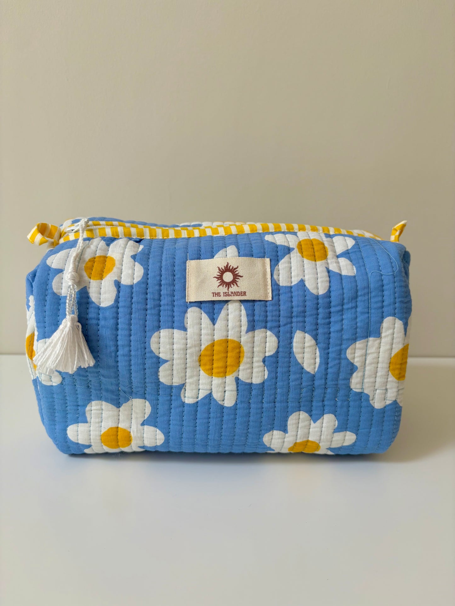 Pouches/Makeup/Wash Bags