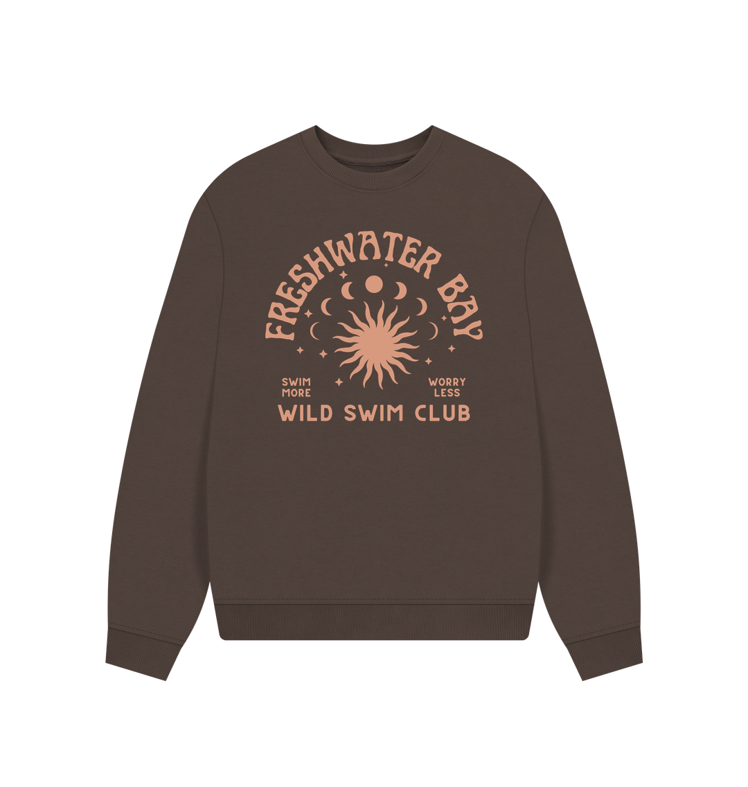 Chocolate Freshwater Bay - Wild Swim Club - Women's Oversized Style Sweatshirt - Wild Swimming