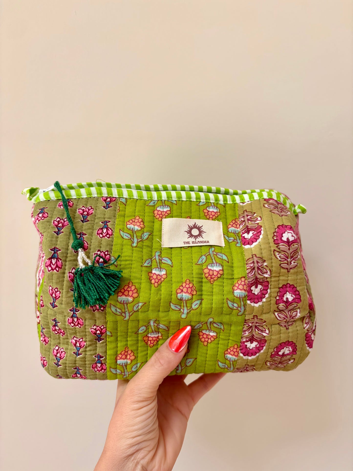 Pouches/Makeup/Wash Bags