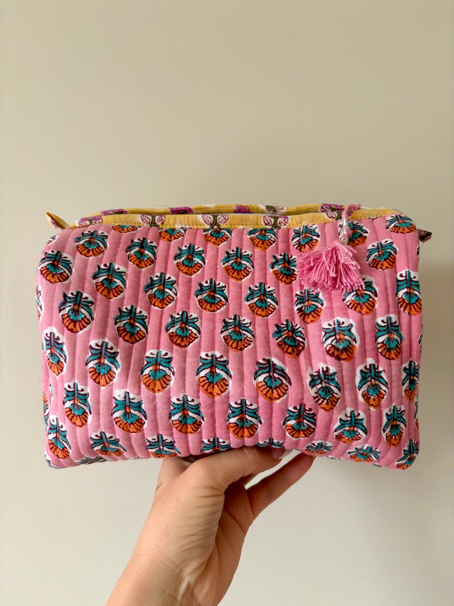 Pouches/Makeup/Wash Bags