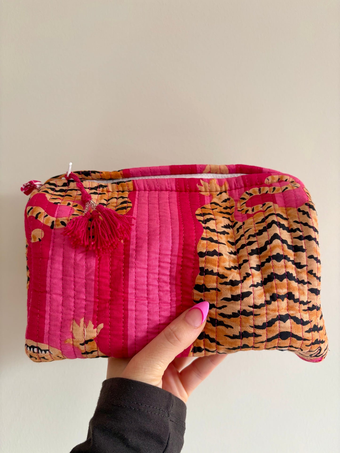 Pouches/Makeup/Wash Bags