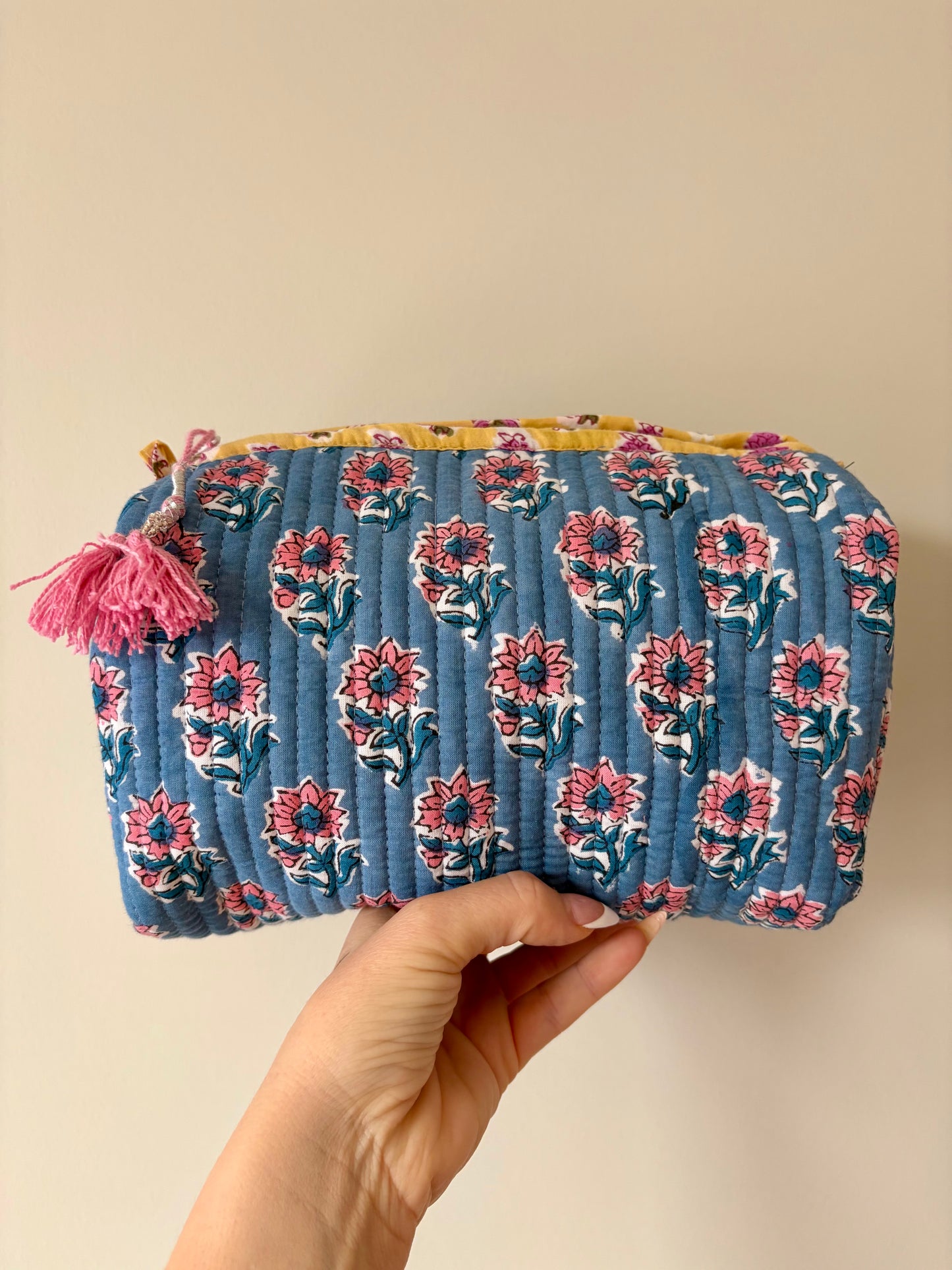 Pouches/Makeup/Wash Bags