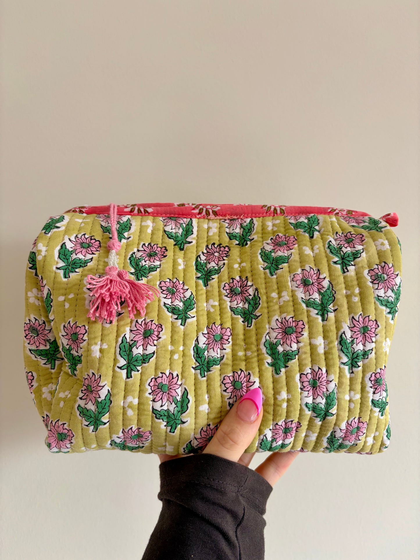 Pouches/Makeup/Wash Bags