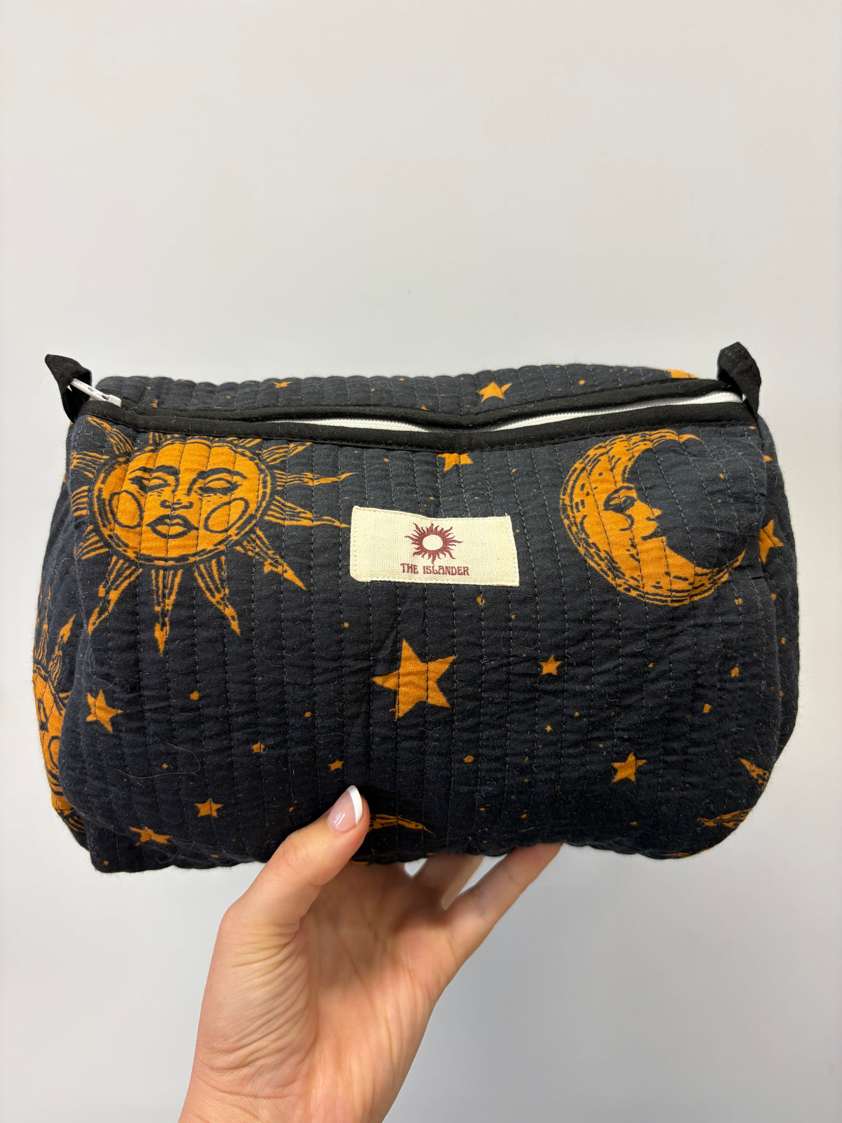 Pouches/Makeup/Wash Bags