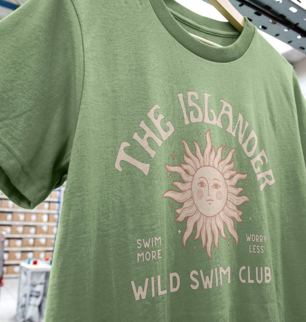 The Islander - Wild Swimming Club - Women's T shirt - Isle of Wight